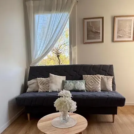 Front De Avec Acces Prive A La Et Grande Terrasse Vue Sur La