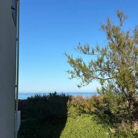 Front De Avec Acces Prive A La Et Grande Terrasse Vue Sur La Le Barcarès